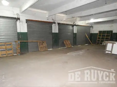 Galpon en Venta en Quilmes Oeste