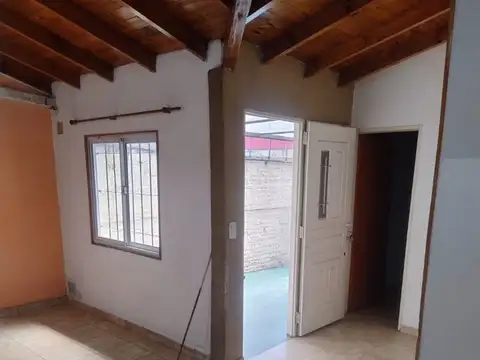 Casa en venta en Burzaco