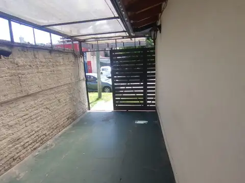 Casa en Venta en Burzaco, USD 50.000