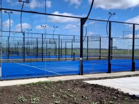 Terreno en Venta en Funes, USD 83.000