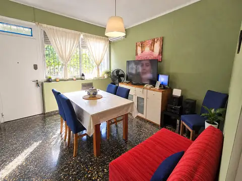 Depto Tipo Casa en Venta de 2 ambientes