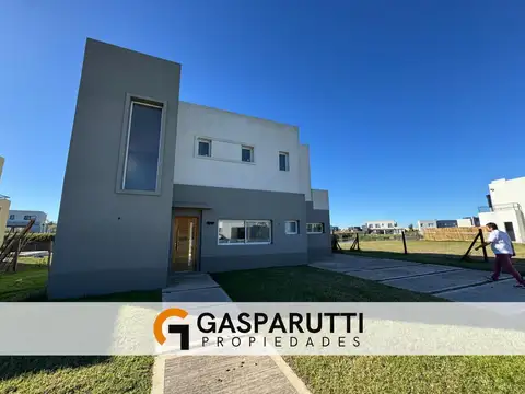 Casa en Venta en El Canton, USD 219.000