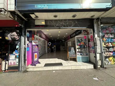 Av Rivadavia al 11300