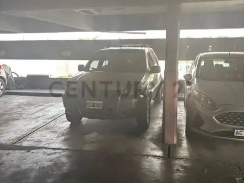 Araoz 2300, Piso 0