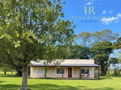 Se Vende Casa de 4 Ambientes Sobre Un Terreno de 16.500m2 - LISTA PARA ESCRITURAR - Mercedes
