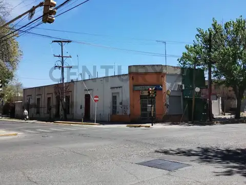 San Martín 1800, Piso 0