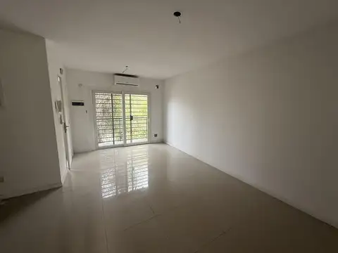 Departamento en Alquiler en Villa Morra I, $ 650.000