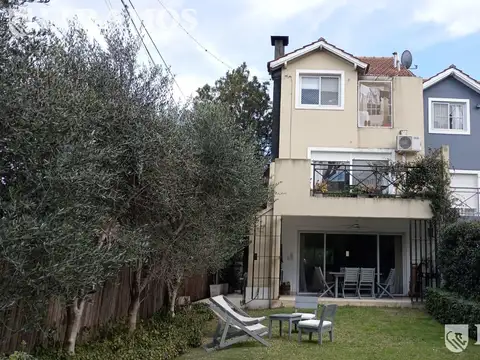 Barrio Cerrado 33 Oreintales al 1000