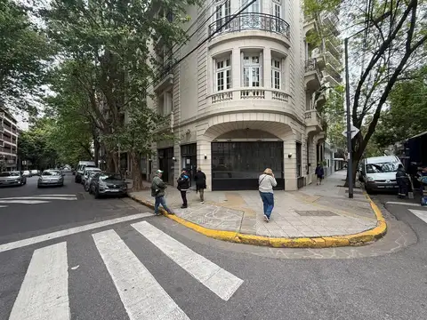 Local en Alquiler 70 años