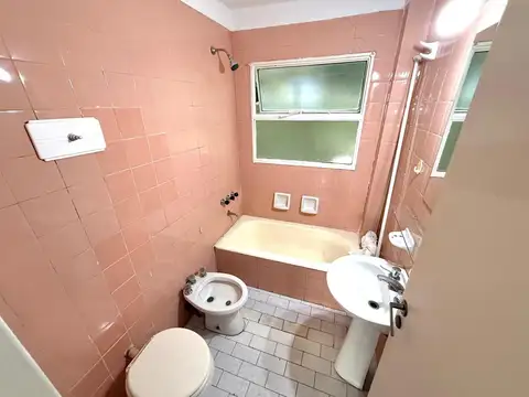 Departamento en Alquiler en Chacarita, $ 450.000