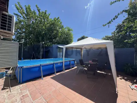 Casa 5 ambientes con 1 baño