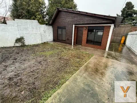 Casa en venta - 2 Dormitorios 1 Baño - Departamento - Mar del Plata