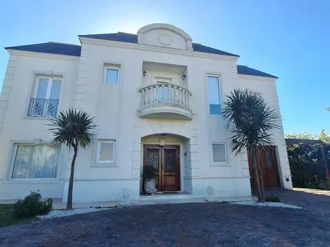 Venta Fincas de Iraols 2. Casa de 5 amb c/ parque y pileta