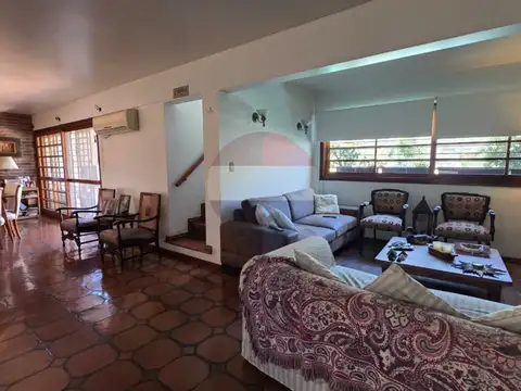 Casa en Venta de 5 dormitorios