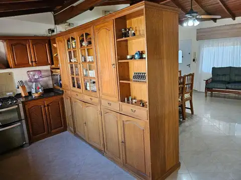 VENTA CASA 4 AMB JARDÍN Y COCHERA - CIUDAD JARDÍN