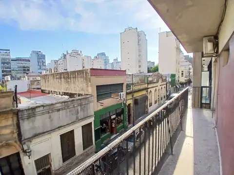EXCELENTE DEPTO.BALCÓN CORRIDO AL FRENTE-UADE-UAI