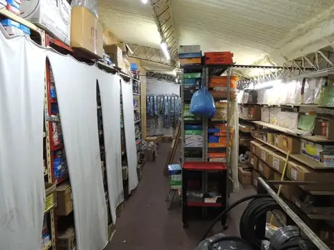 Galpon en Venta en Luis Guillon, USD 399.000