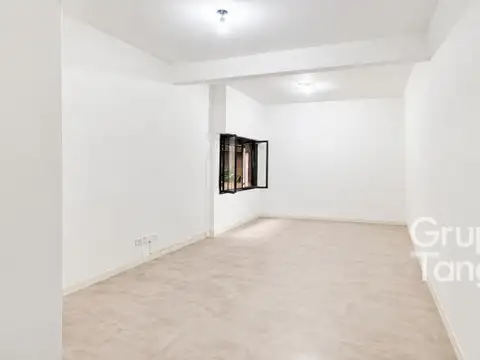 Tucumán 2300, Piso 2