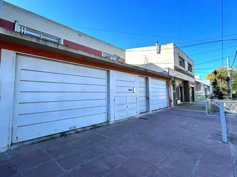 VENTA PH 2 AMBIENTES CON DOS PATIOS BANFIELD