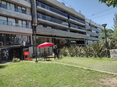 EXCELENTE LOCAL , UBICACION  EN EL CORREDOR DONADO HOLMBERG DE VILLA URQUIZA