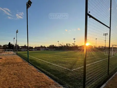 Terreno en Venta en Los Cardos, USD 185.000