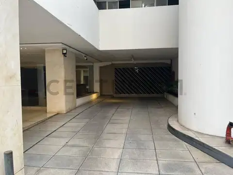 AMENABAR 2000, Piso 0