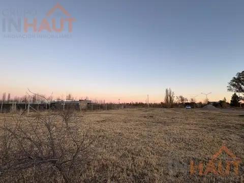 Terreno en Venta 11  mts Fondo