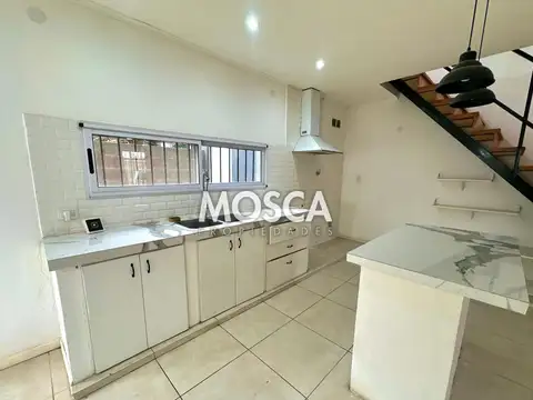Casa en Alquiler al Este