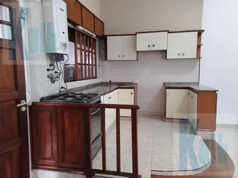 Depto Tipo Casa en Alquiler de 2 ambientes