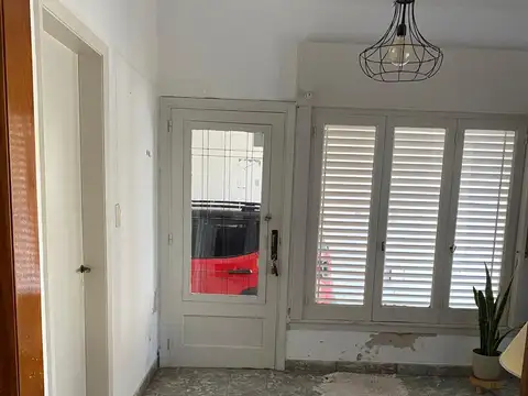 Calle 3 De Febrero 300