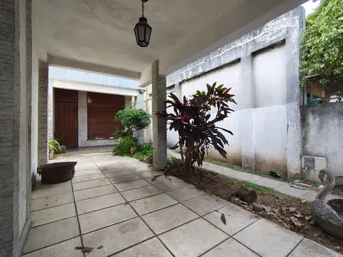 Casa en Venta en Villa Sarmiento, USD 159.000