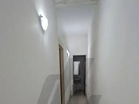 Local a la venta en Avenida Juan B Justo