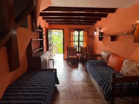 Departamento en venta - 2 Dormitorios 2 Baños -Cochera - 37Mts2 - Villa Gesell