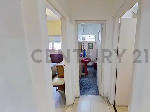 Casa 5 Ambientes con Terraza, Quincho y Cochera VILLA LURO