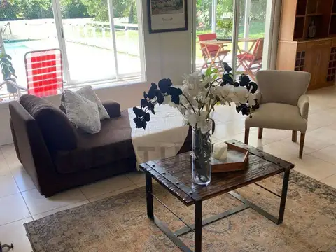 Casa en Alquiler de 3 dormitorios