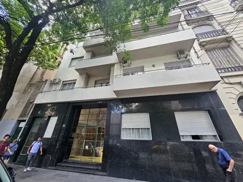 Av. Rivadavia 4000, Piso 4