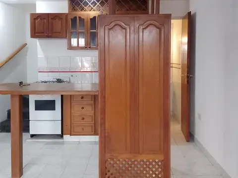 Depto Tipo Casa en Alquiler de 2 ambientes