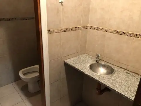 Falucho 3000, Piso 2