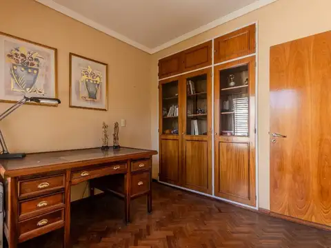 Casa en Venta en Barrio Guemes, USD 275.000