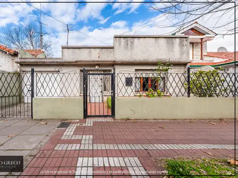 VENTA CASA  3 AMBIENTES + DEPARTAMENTO 3 AMBIENTES APTO CREDITO