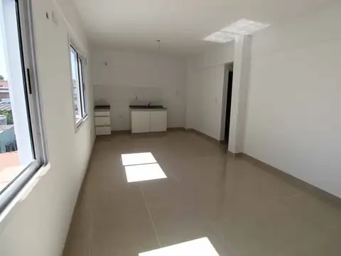 Departamento en Venta con 3 cocheras