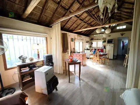 Casa 2 ambientes con 1 baño