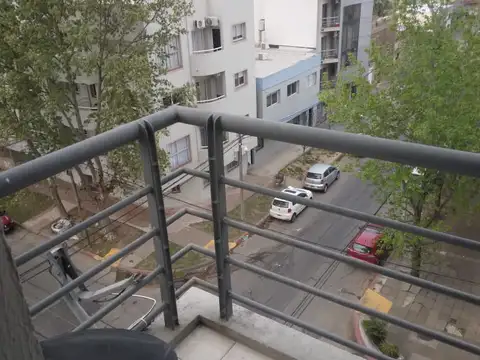 DEPARTAMENTO 4 PISO 1 DORMITORIO