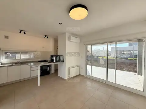 Alquiler anual casa 2 dorm Casas Santa Guadalupe