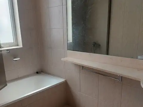 Monoambiente con piscina