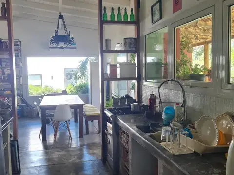 Permuta o venta! Casa con pileta en San Matias Escobar