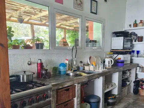 Permuta o venta! Casa con pileta en San Matias Escobar