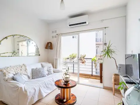 EN VENTA EN EL PALOMAR A SIETE CUADRAS  DE LA ESTACION. DEPARTAMENTO DE DOS AMB. - FICHA 8748