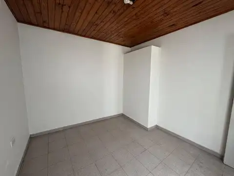 Casa 2 ambientes con 1 baño