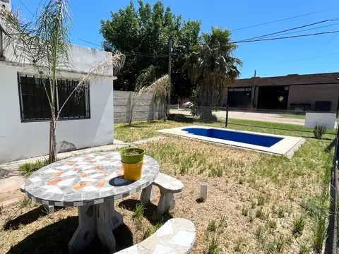 Casa 3 ambientes con 1 baño